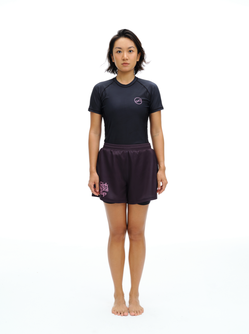 #GirlsWontTap SHORT SLEEVE RASH GUARD Black/Pink